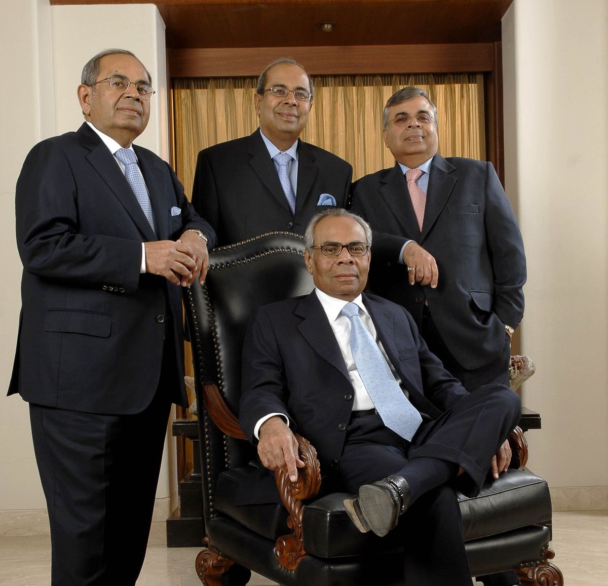 ‘Visionary titan’ SP Hinduja mourned