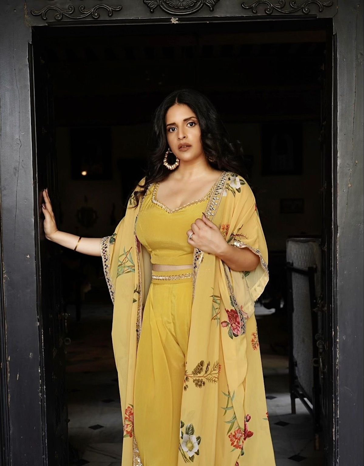 Geeta Jhala goes back to her roots with Gujarati pop song