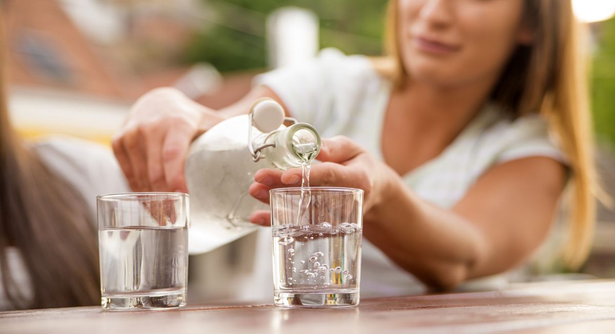 Can drinking warm water bring healthy glow to your face?