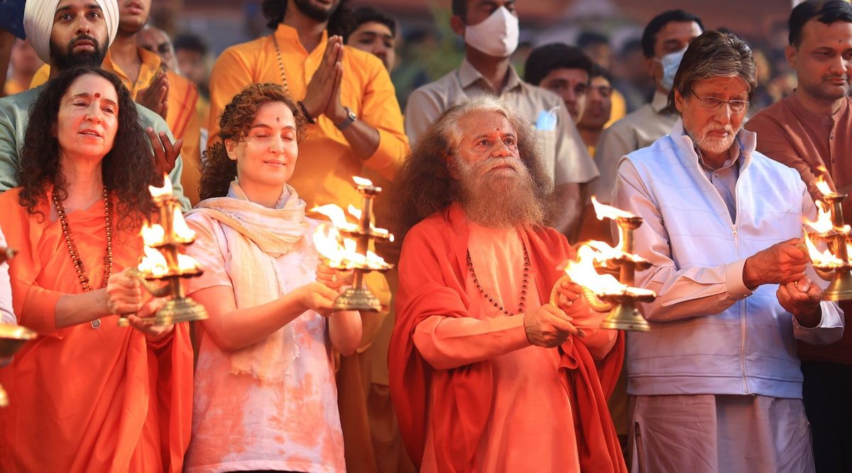 Amitabh Bachchan participates in Ganga aarti in Rishikesh