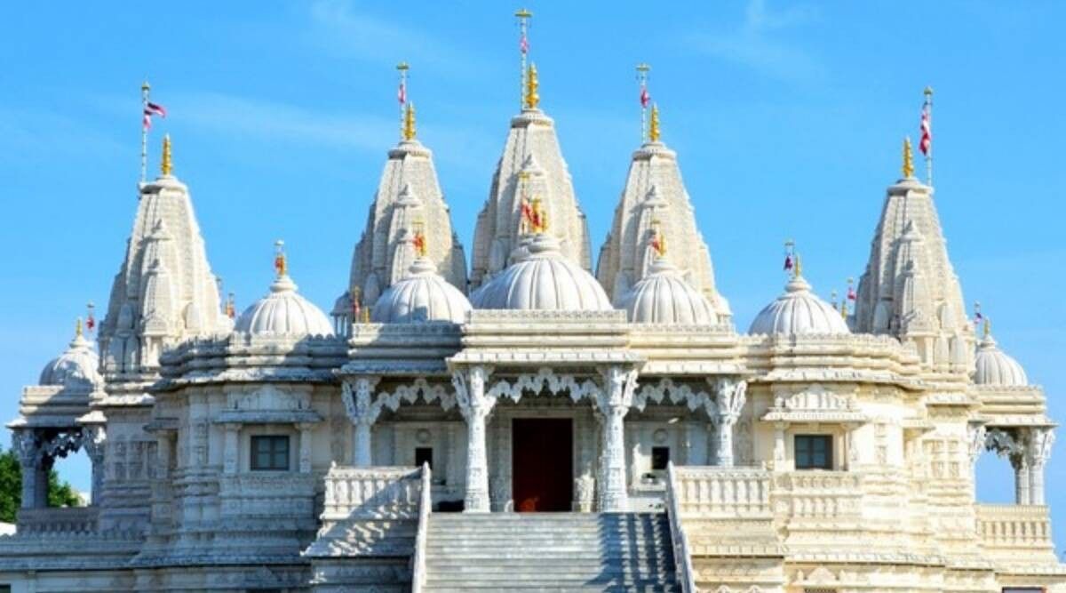 Anti-India graffiti by Canadian Khalistani extremists on Swaminarayan temple in Toronto; India raises issue with Canada