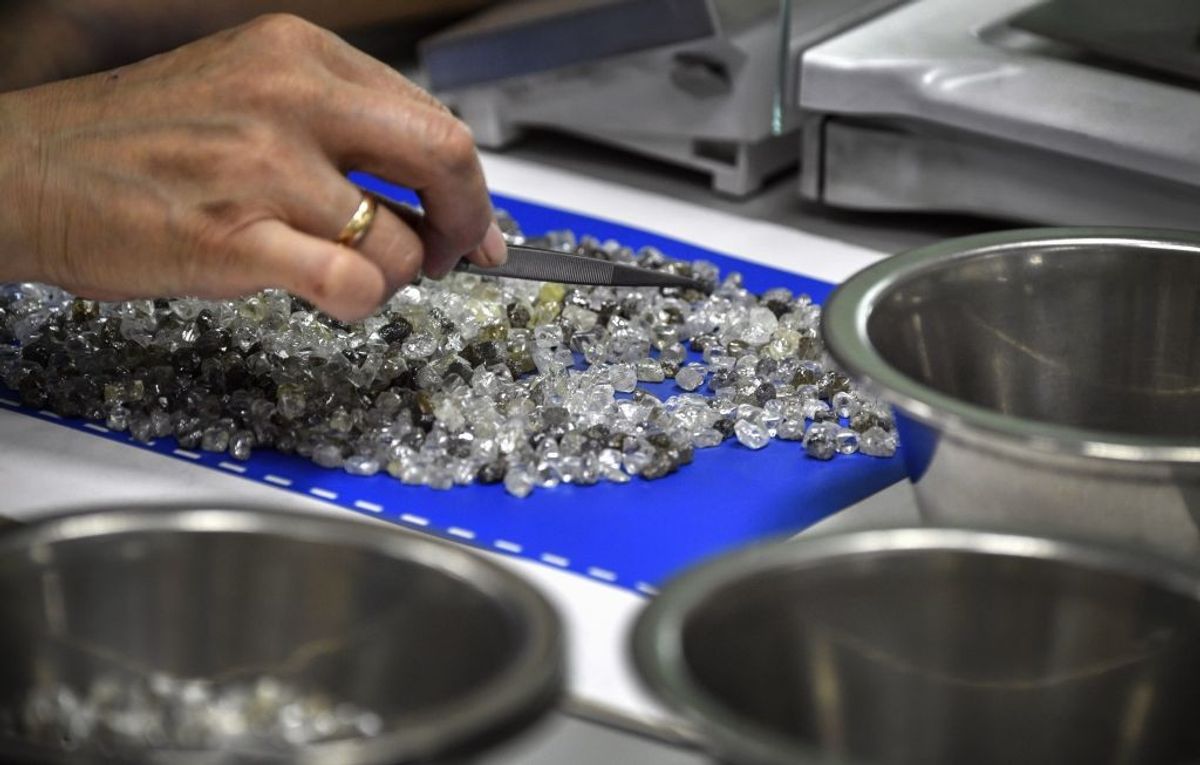 Russian diamonds remain unscathed amid sanctions