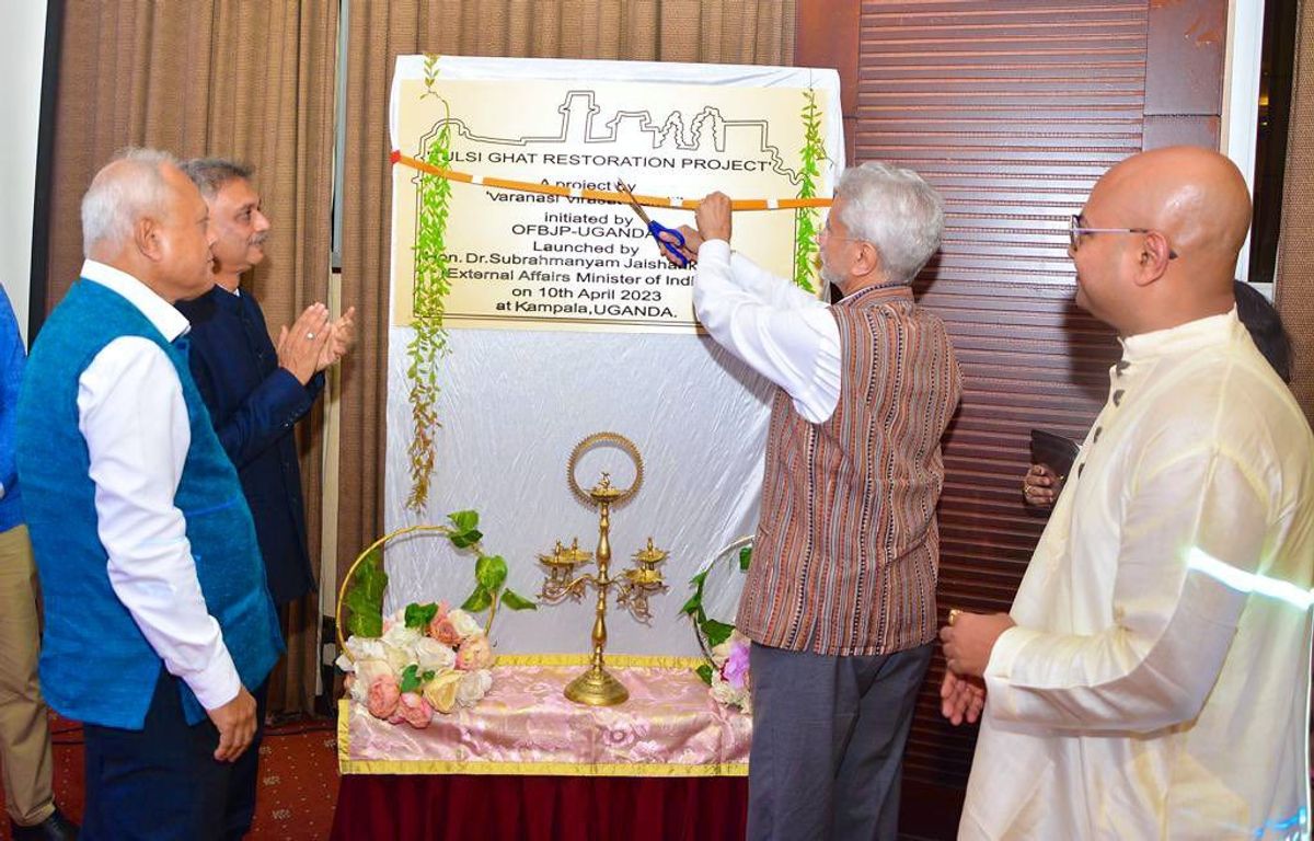 India, Uganda discuss cooperation in trade, energy and defence