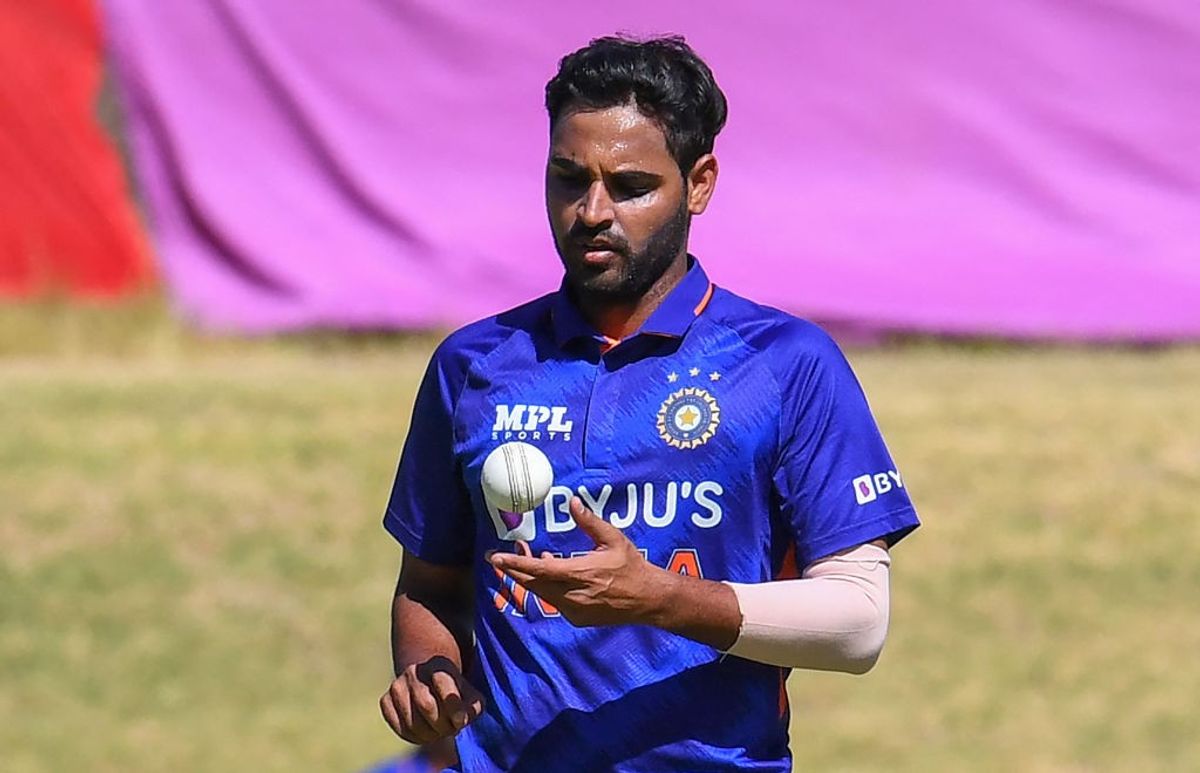 Bhuvneshwar Kumar becomes first bowler in T20I history to bowl 500 dot balls in powerplay