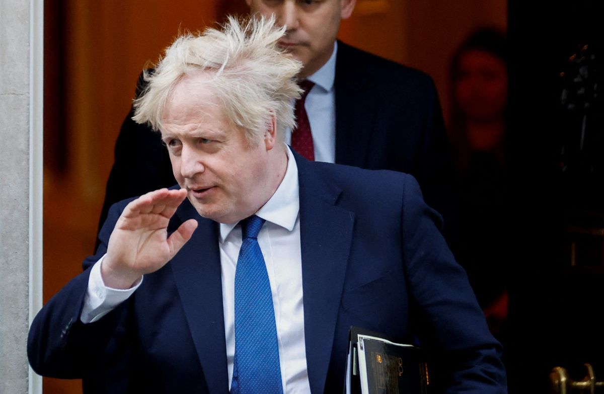 Johnson unveils UK’s largest-ever sanctions against Russia