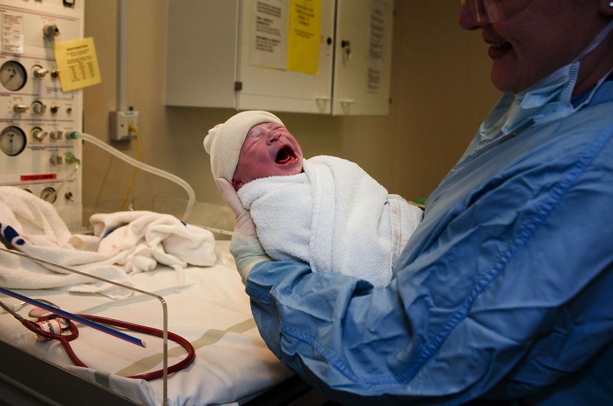 NHS maternity review raises red flags about midwives