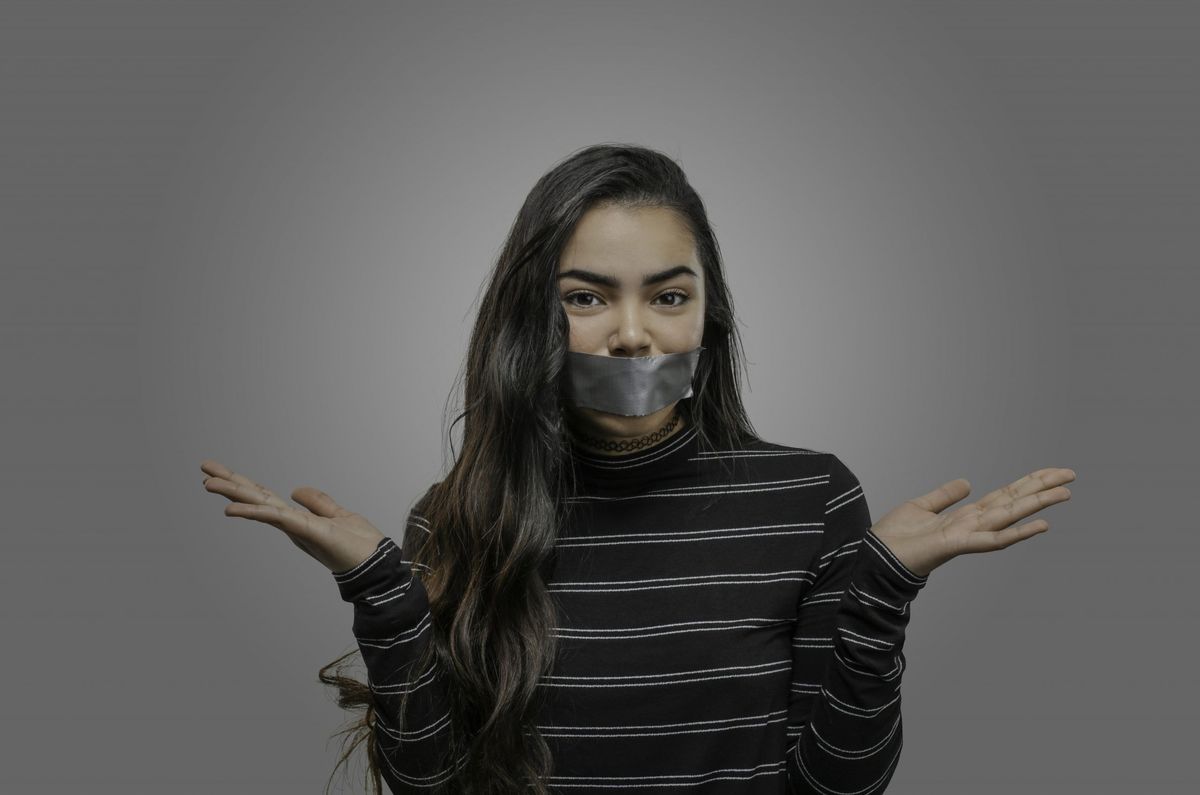 Dangerous TikTok’s mouth-taping trend for weight loss can suffocate you!