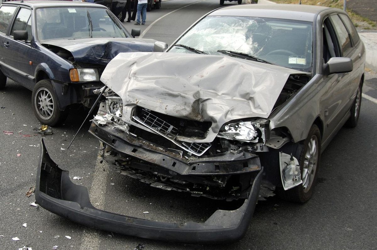Nine killed as speeding car ploughs into crowd in India