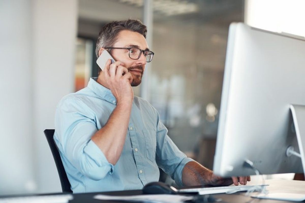 Calls on mobiles for 30 minutes or longer linked to risk of hypertension: Study