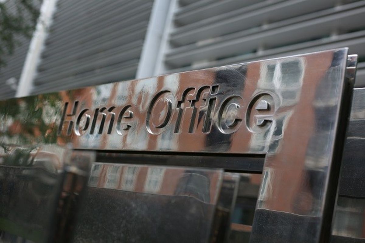 Illegal UK visa trade targets overseas applicants: report