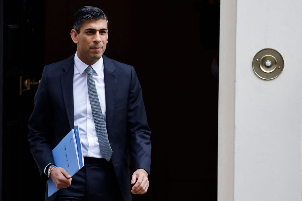 Sunak cleared of ethics breach