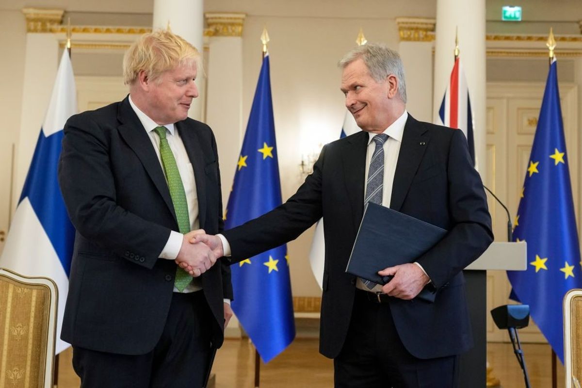 Johnson signs new security deals with Sweden, Finland