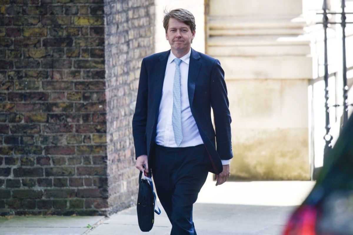 England opens doors to world’s best teachers