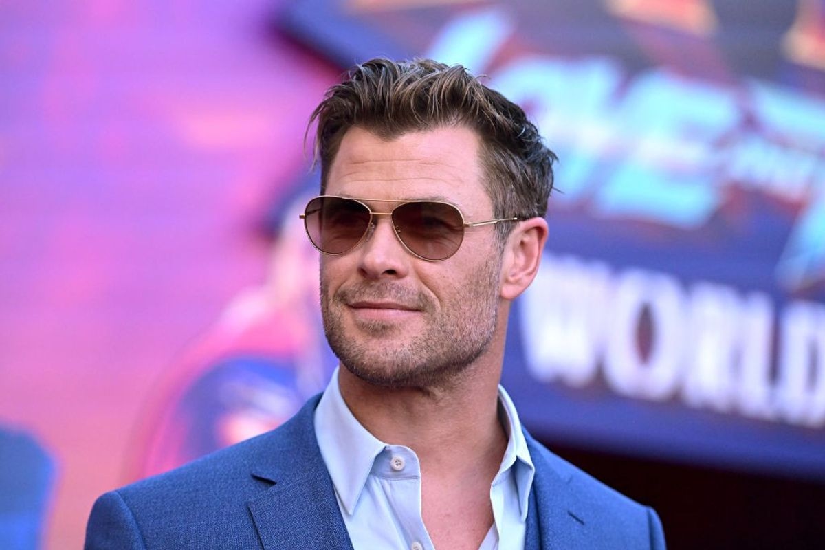 Showing my butt was kind of a dream of mine: Chris Hemsworth says his buttocks scene took ’10 yrs in making’