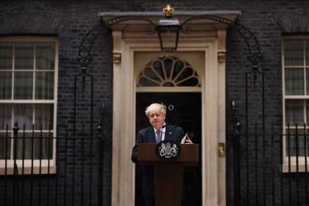 UK: Contest to replace Boris Johnson kicks off, opponents demand he goes now