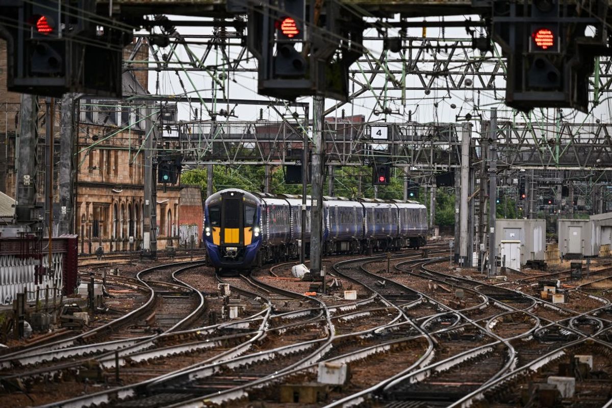 EXPLAINER-Sleepers and stressed rails: Why UK trains struggle in the heat