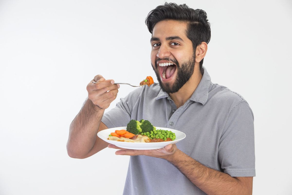 Wait until your body is ‘physically hungry’ to eat: Dietician recommends 5 tips to lose weight