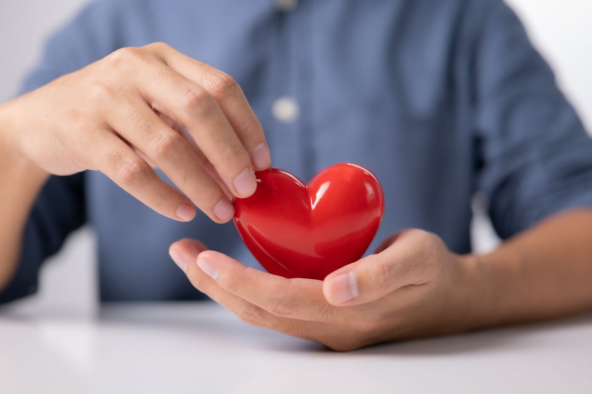 Want to manage your cholesterol levels? Avoid these foods during winter