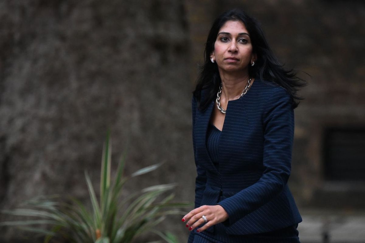 UK review of ‘golden’ visas for millionaires finds links to corruption