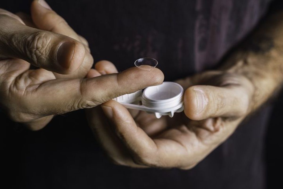Man uses same contact lenses for three years, gets permanent eye damage