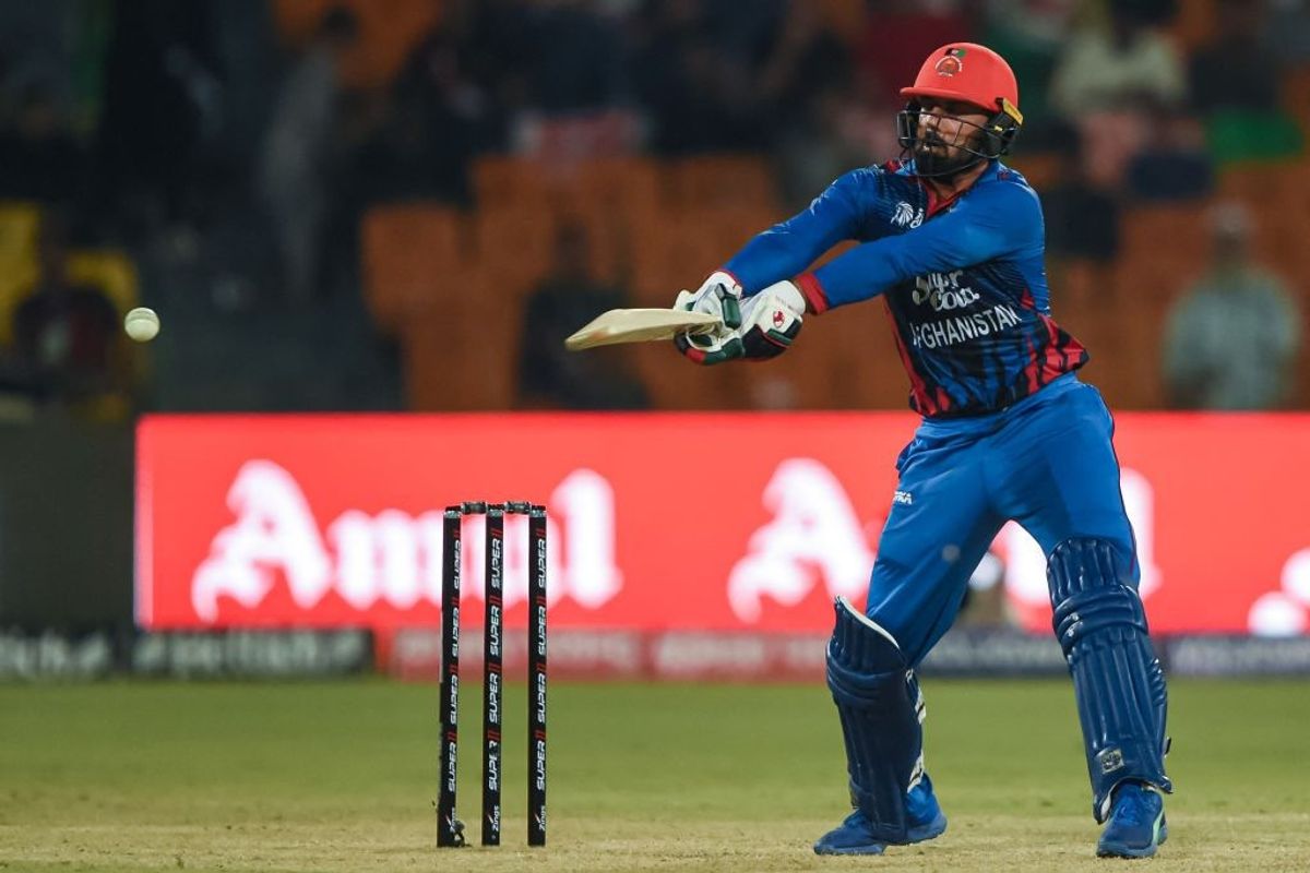 Sri Lanka survive Afghanistan scare to reach Super Four