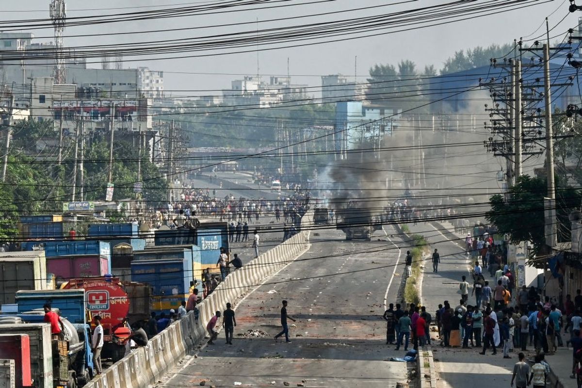 Fresh clashes as Bangladesh garment workers protest low wage