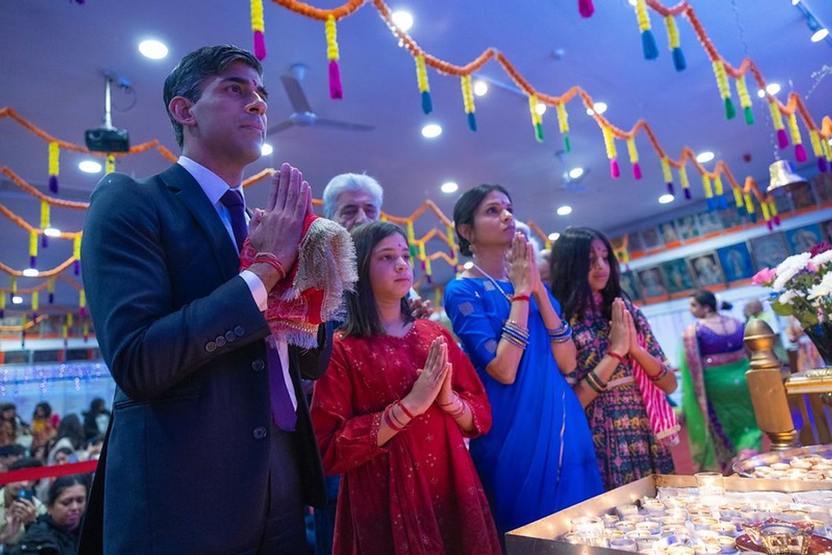 Sunak visits Southampton temple with family to celebrate Diwali