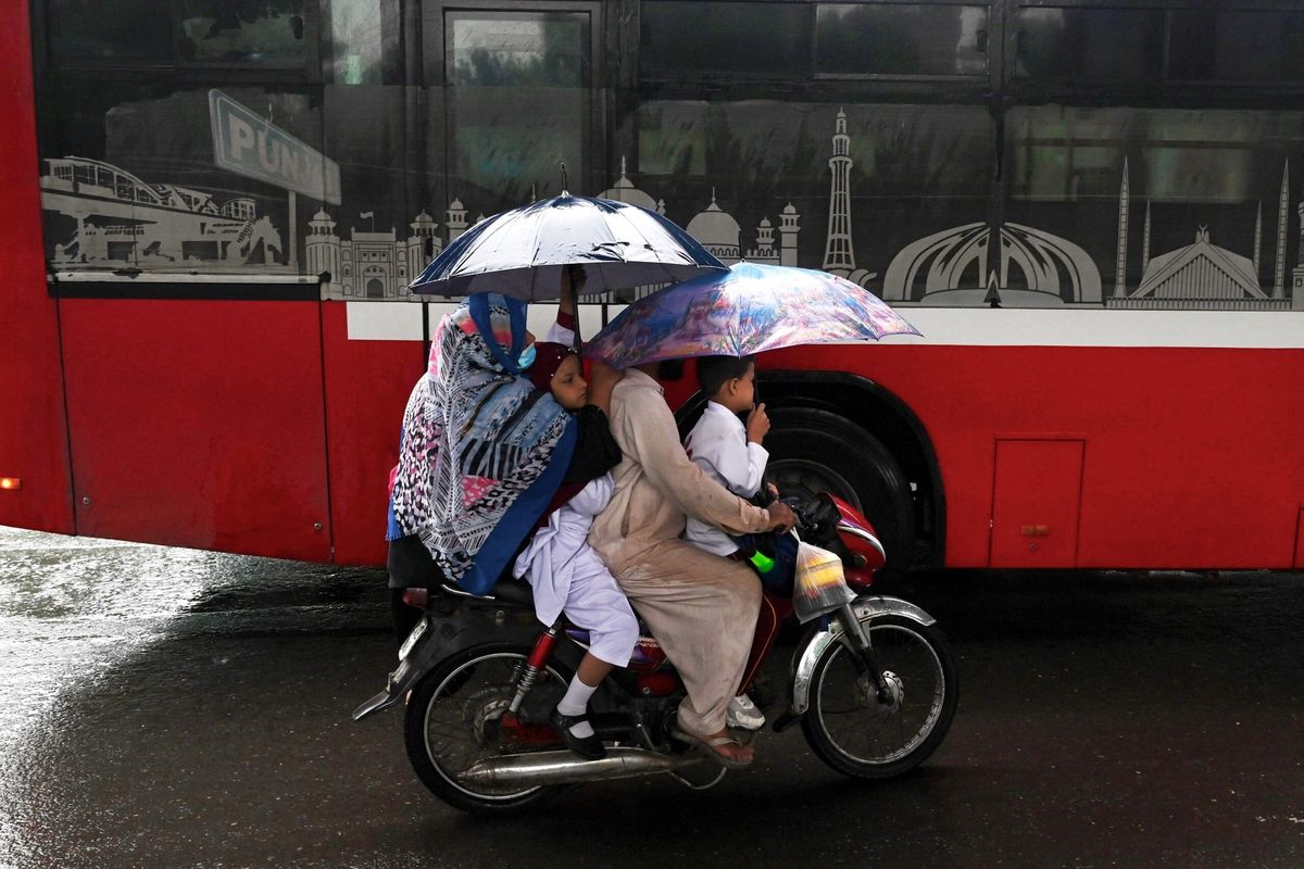 For first time, Pakistan uses artificial rain to combat smog