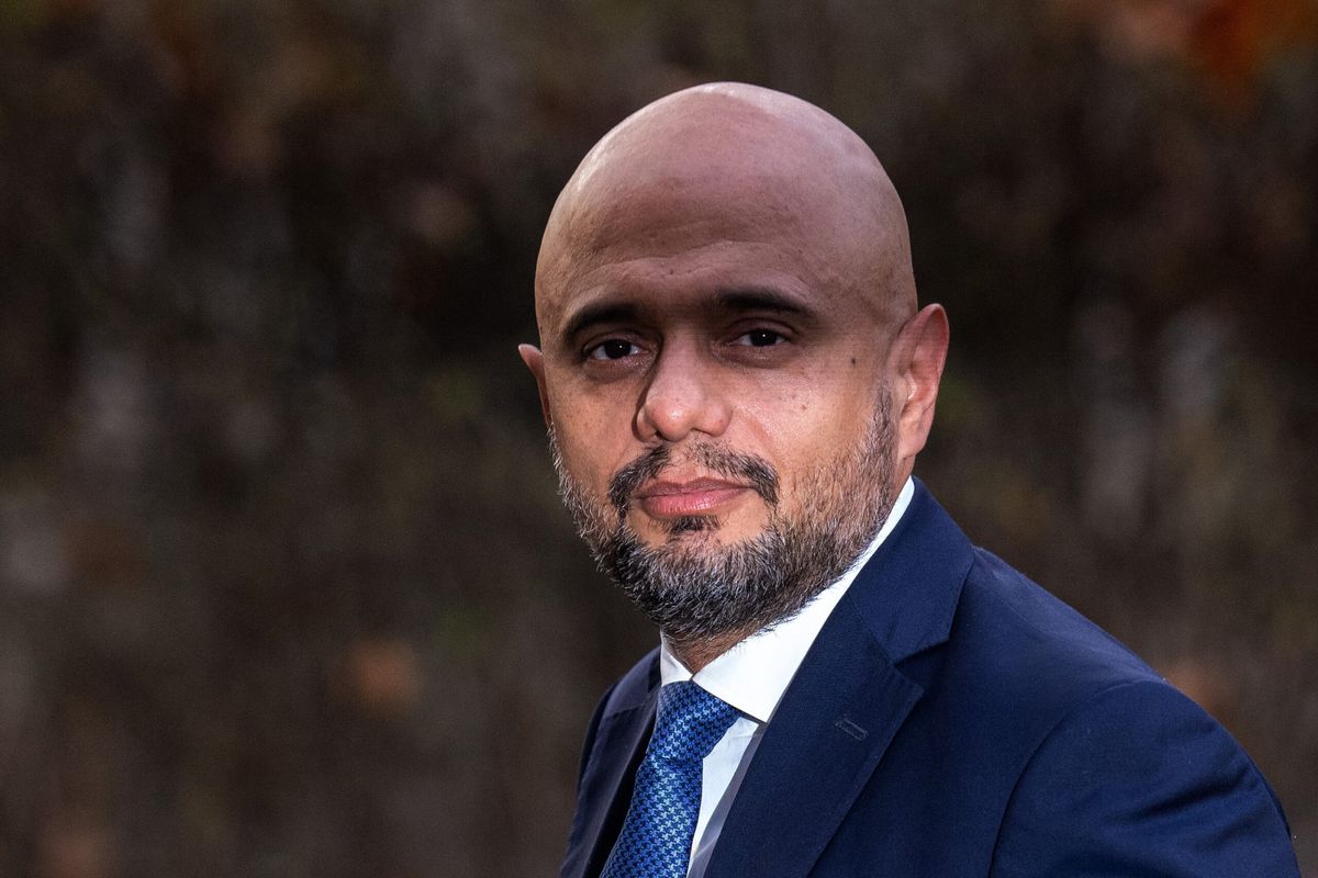 Former chancellor calls for memorial for Muslim soldiers