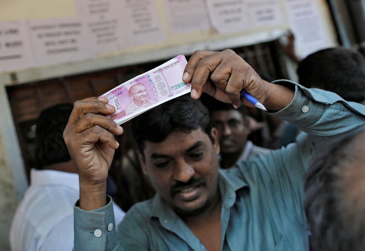 India’s latest currency note exchange less disruptive than 2016