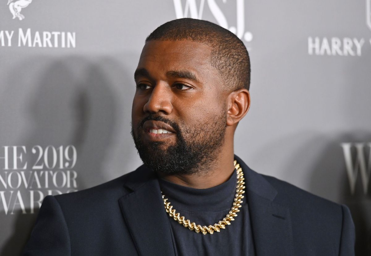 Kanye West calls Hollywood a ‘giant brothel’ in a series of Instagram posts; says ‘I know girls who sell p*ssy’