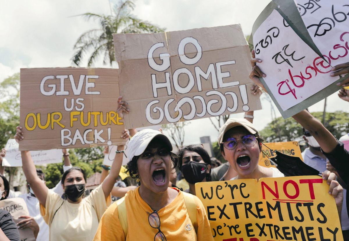 Sri Lanka crisis: Rajapaksa offers to share power after ministers quit en masse