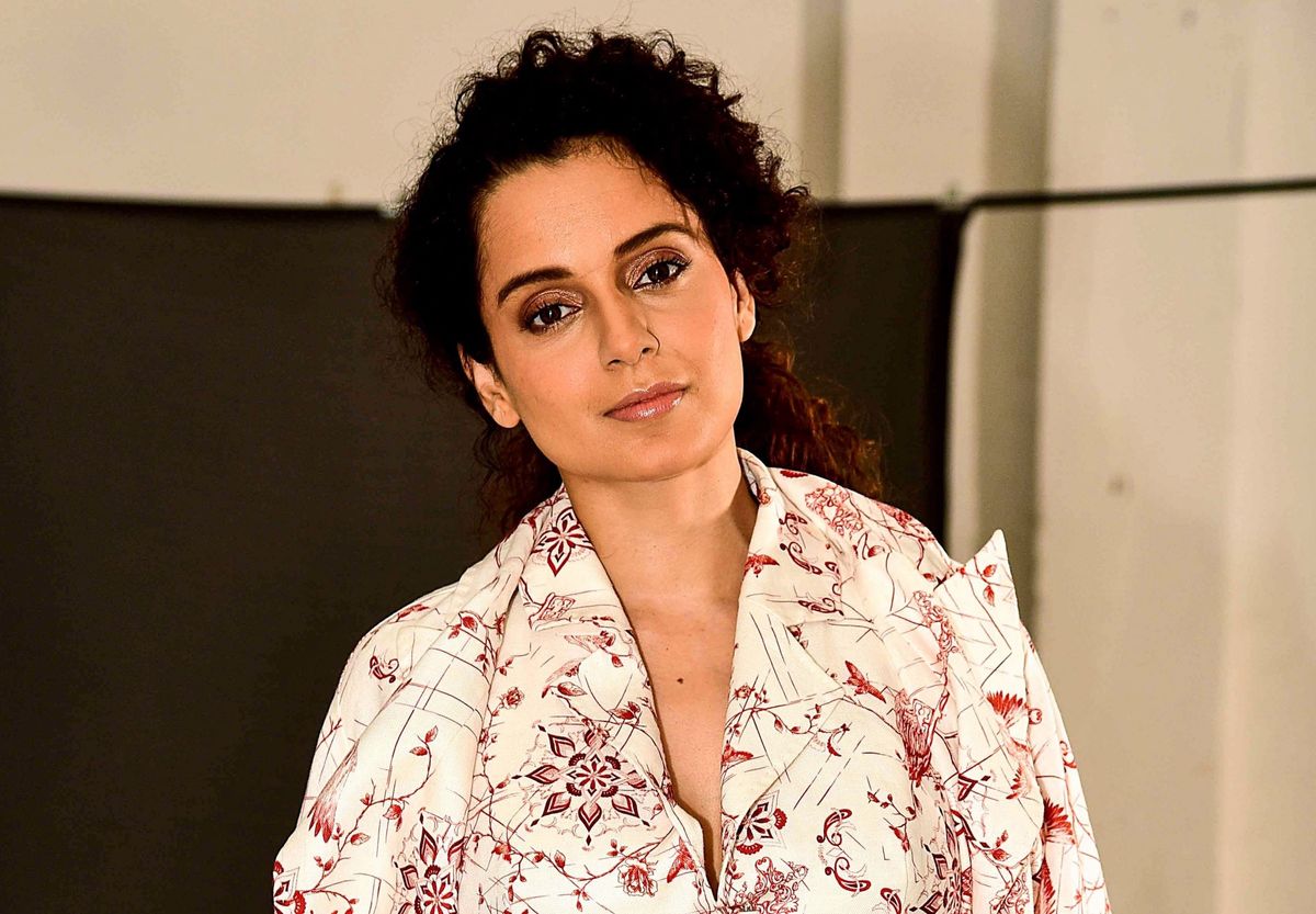 Kangana Ranaut pays tribute to Veer Savarkar at Cellular Jail