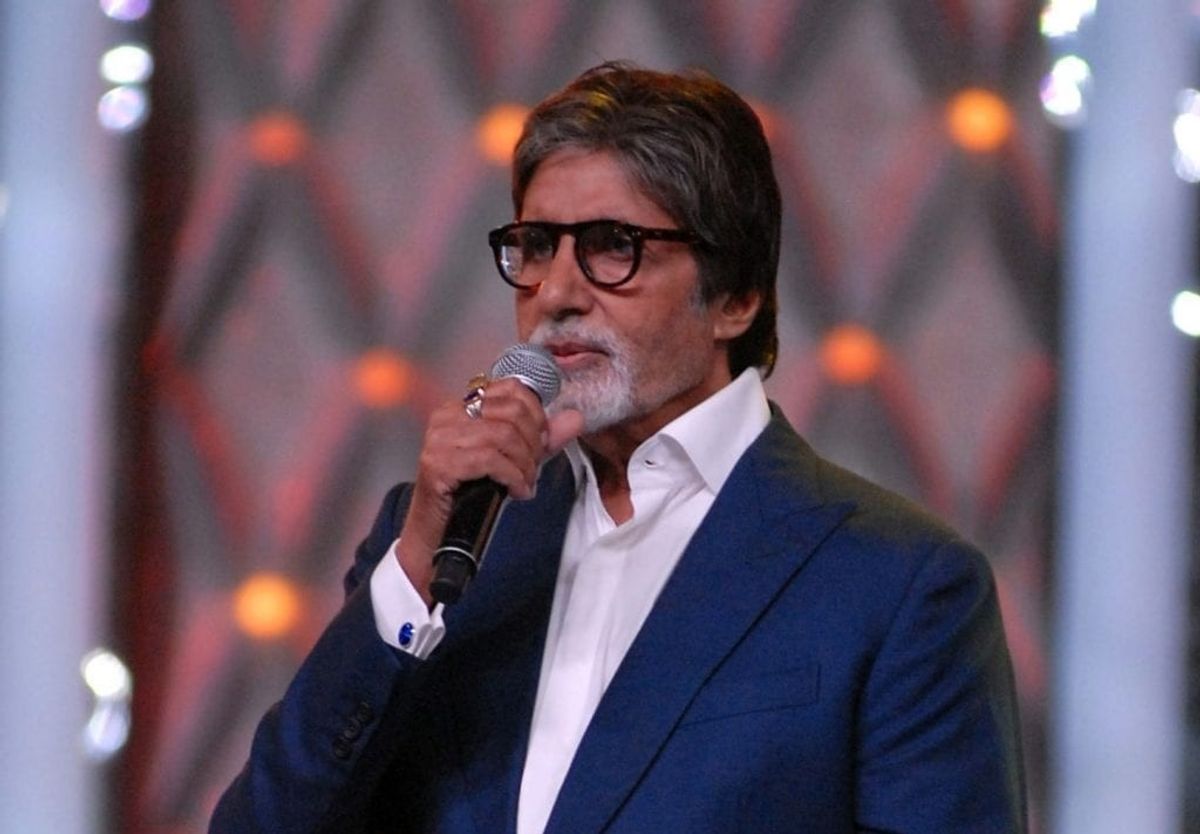 Amitabh Bachchan donates Rs. 2 crore to Sri Guru Tegh Bahadur COVID Care Centre