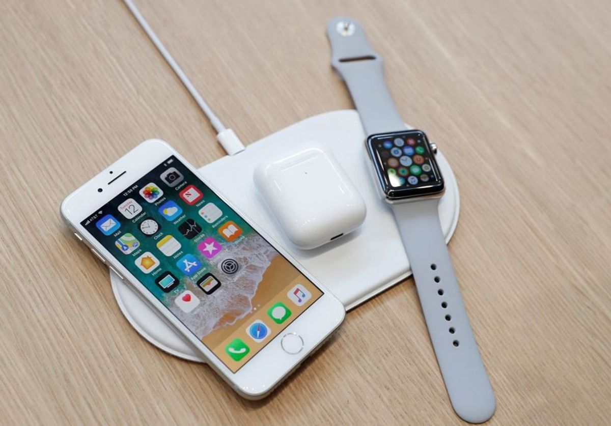 EU passes law for single charger for all smartphones from 2024