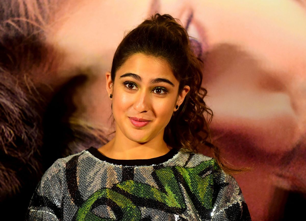 Sara Ali Khan says she is the same ‘girl going to a temple’ and ‘wearing bikinis at the beach’