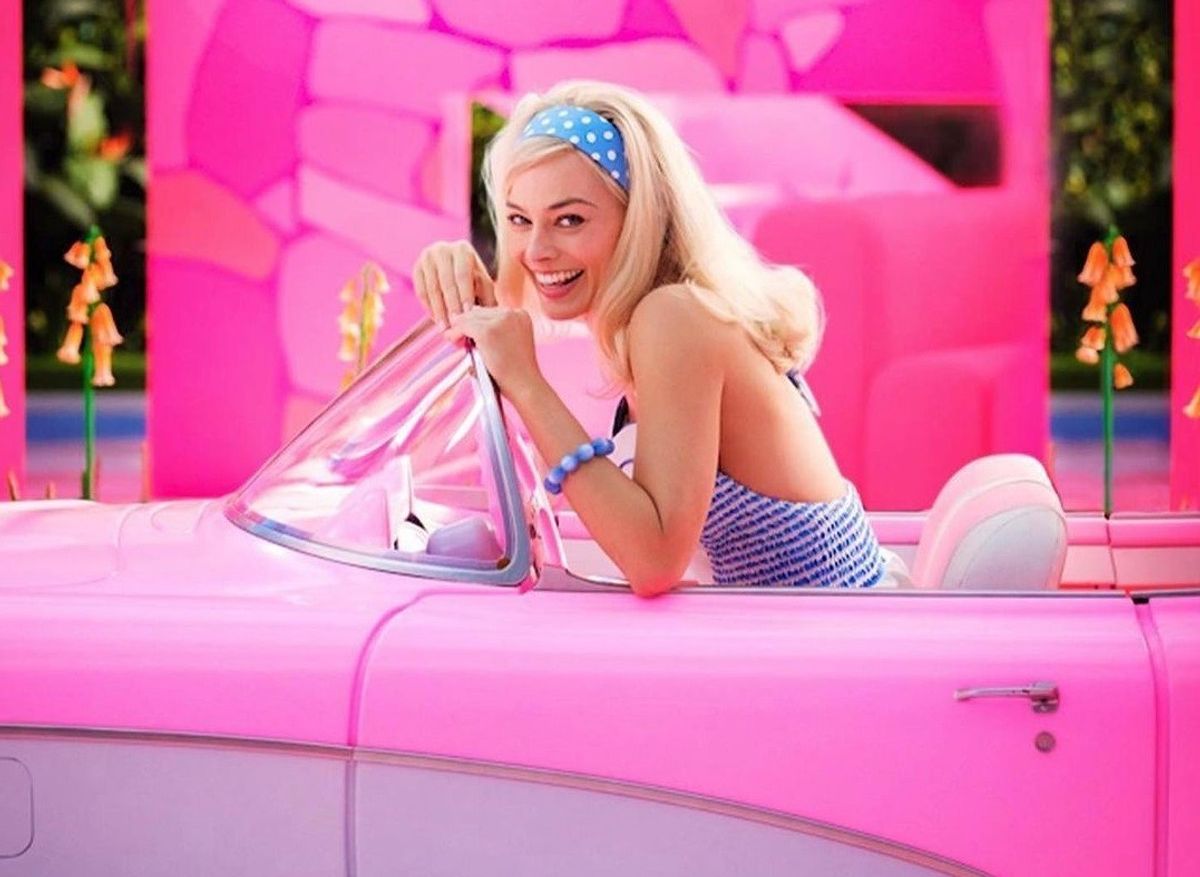 Barbie: Leaked BTS video shows Margot Robbie getting smacked on a**