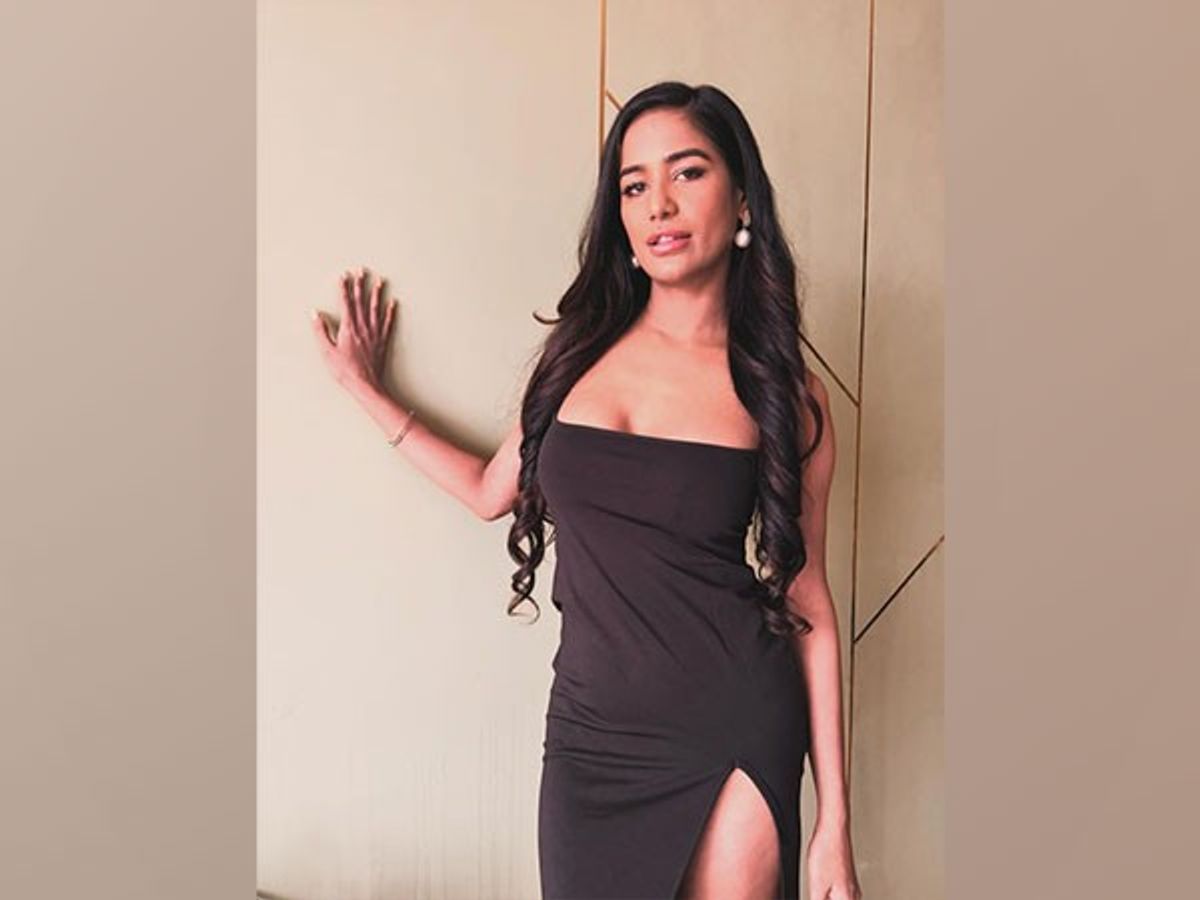 Actress Poonam Pandey dies of cervical cancer at 32
