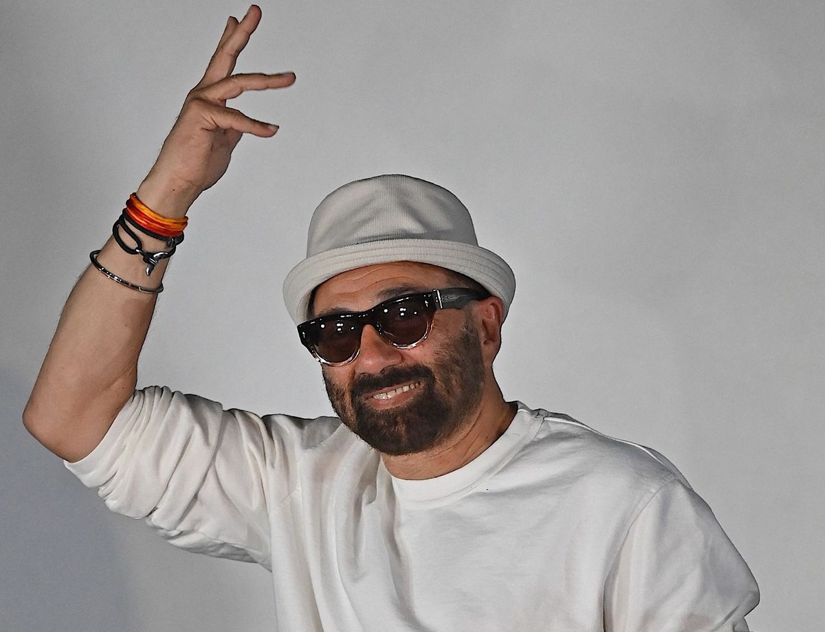 Sunny Deol reveals he was dyslexic as a child