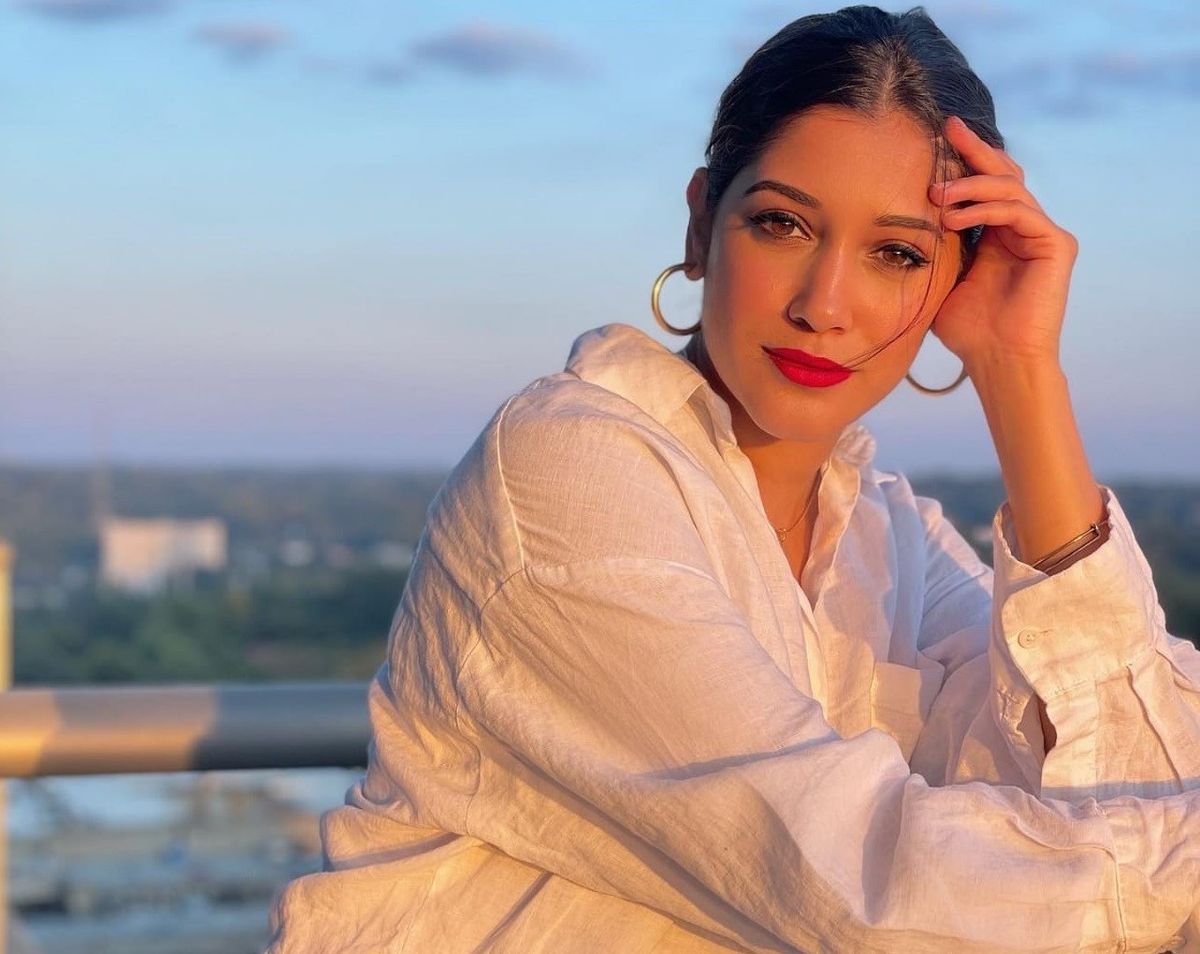 “My experience working on The Resident has been nothing short of a dream,” says actress Aneesha Joshi