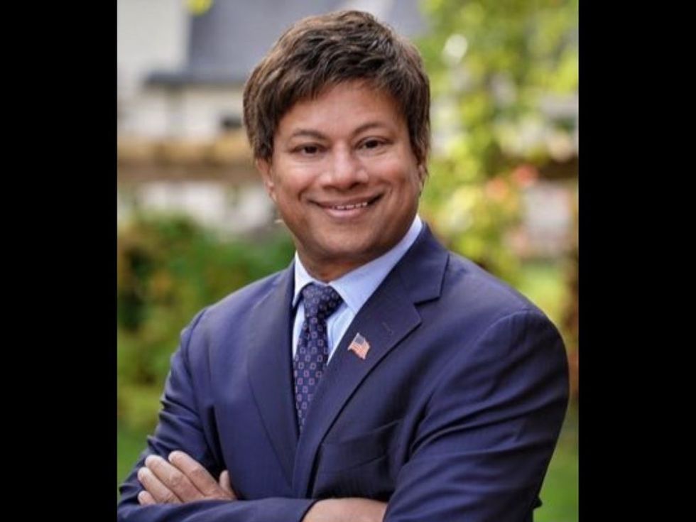 Indian-American Congressman Thanedar seeks expansion of legal pathways for immigration