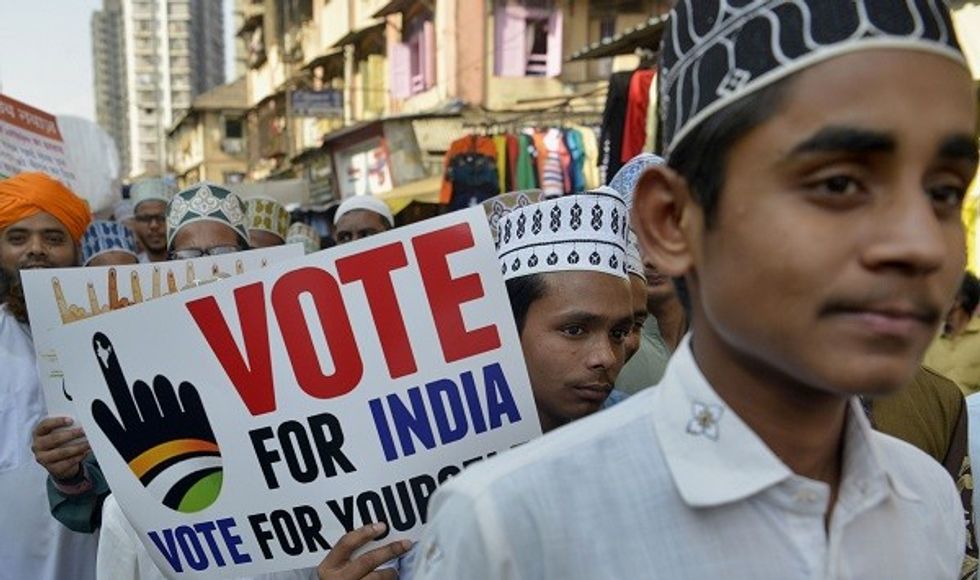 India Seizes Cash, Drugs, Booze Worth £52.97 Million in Pre-poll Crackdown