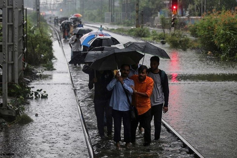Monsoon Rains Kill 27 In India