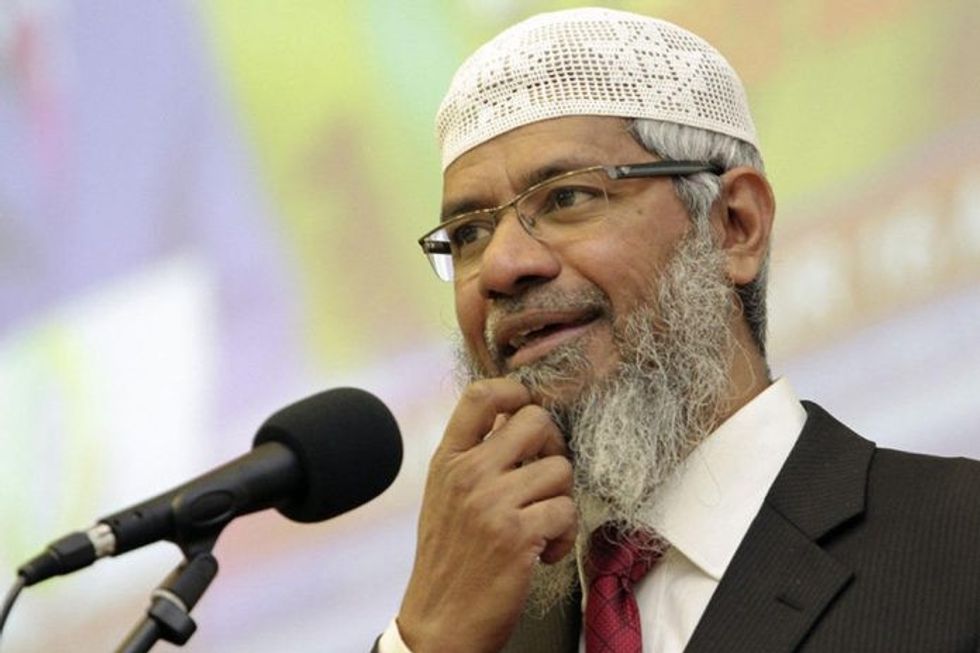 Zakir Naik Apologises For Racial Remarks