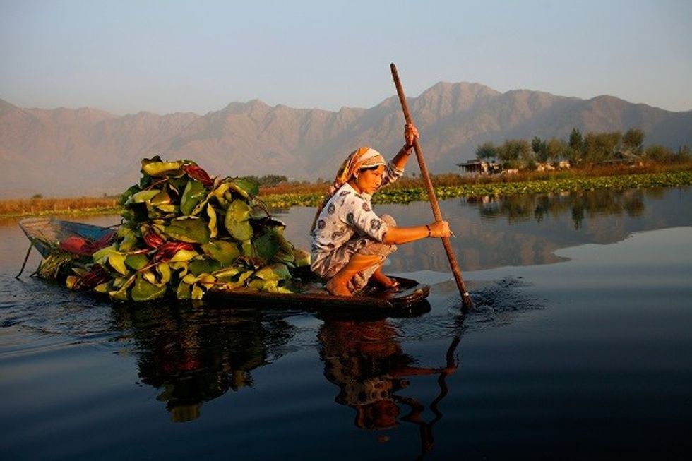 Top Indian Officials Discuss Issues Related To Jammu And Kashmir Bifurcation