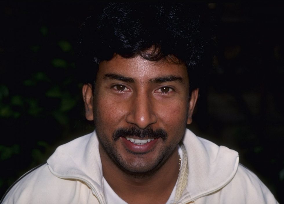 Pakistan’s Malik asks for cricket ban to be dropped