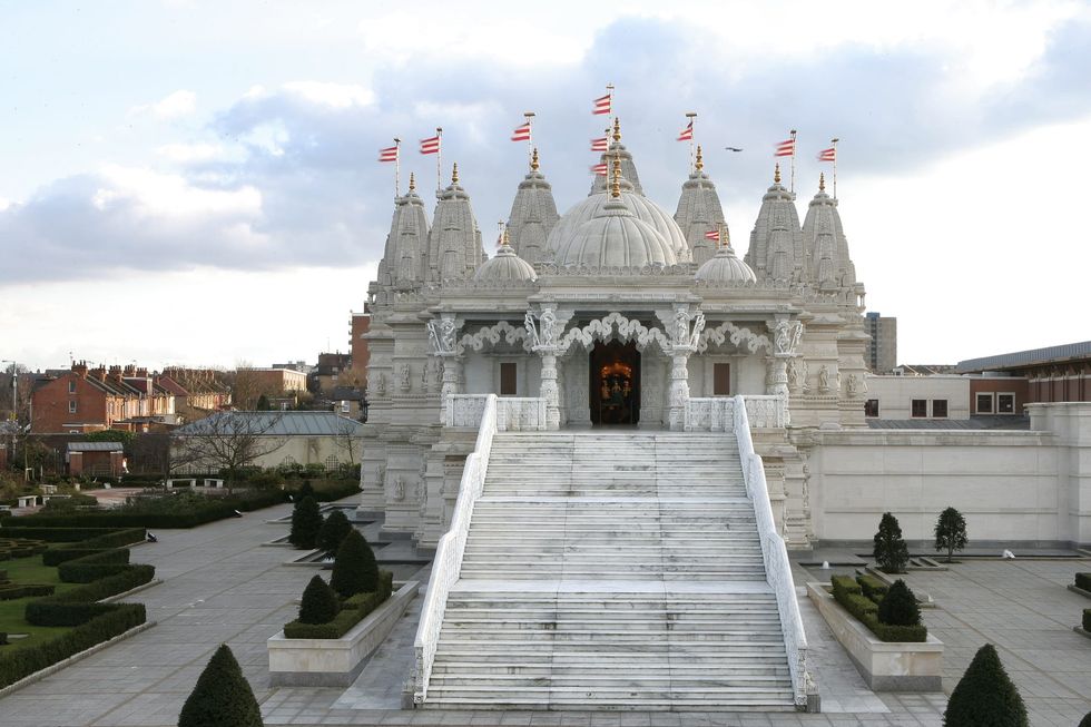 Indian workers accuse BAPS of forced labour over building of temple in US