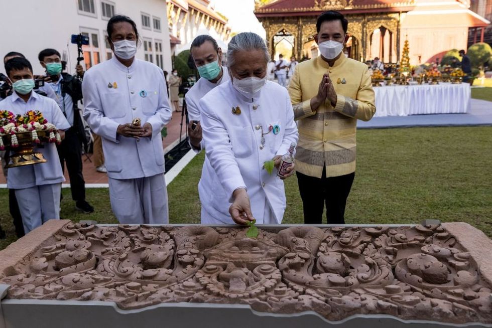 Thailand museum unveils  ancient sandstone artefacts returned from US