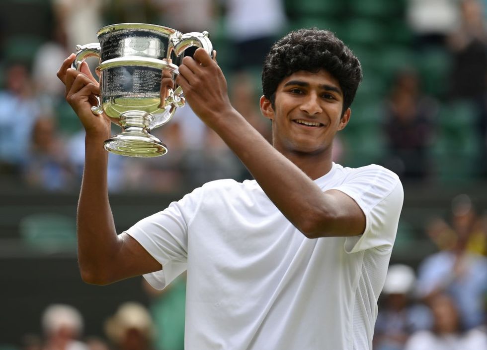 Samir Banerjee wins Wimbledon boy's singles title