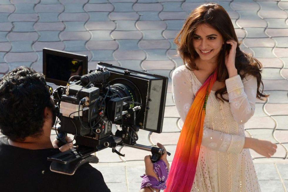 ZEE5 rolls out the trailer of Vikrant Massey and Kriti Kharbanda’s14 Phere